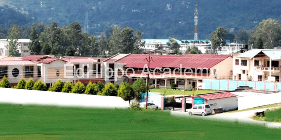 Lakes International School school photo | EdHippo Academy