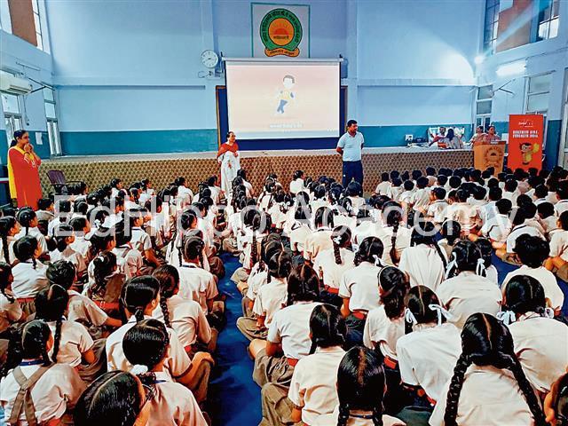 Sharda Sarvhitkari Sr. Sec. School school photo | EdHippo Academy