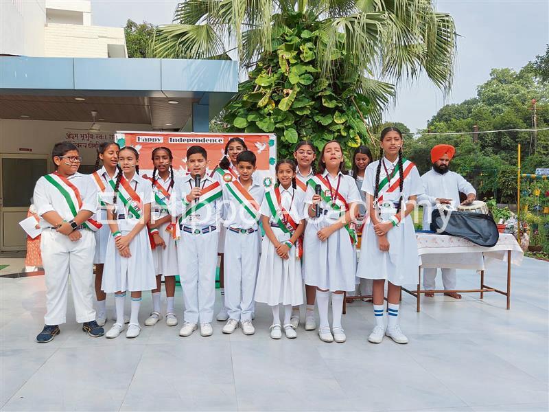 C.l. Aggarwal Dav Model School - Image 4