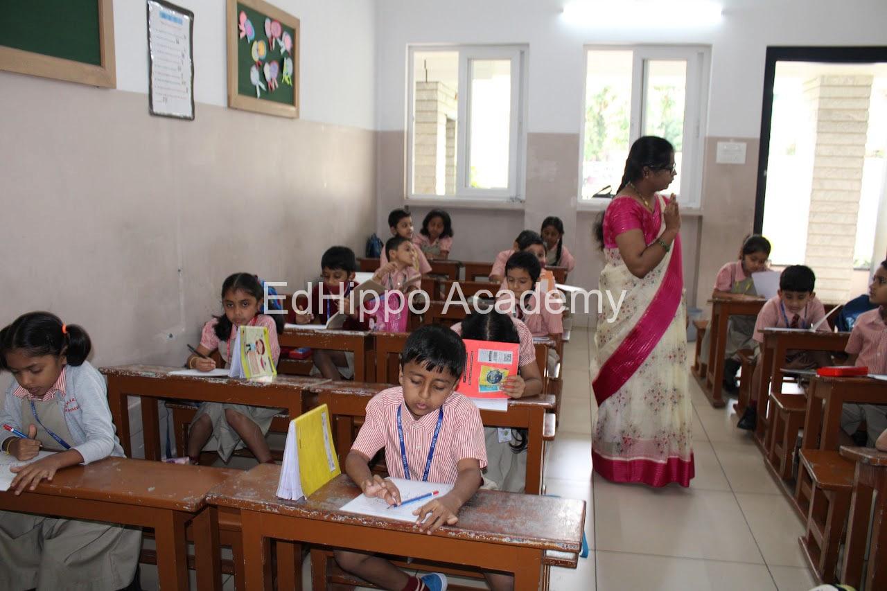 Sri Kumaran Public School - Image 1