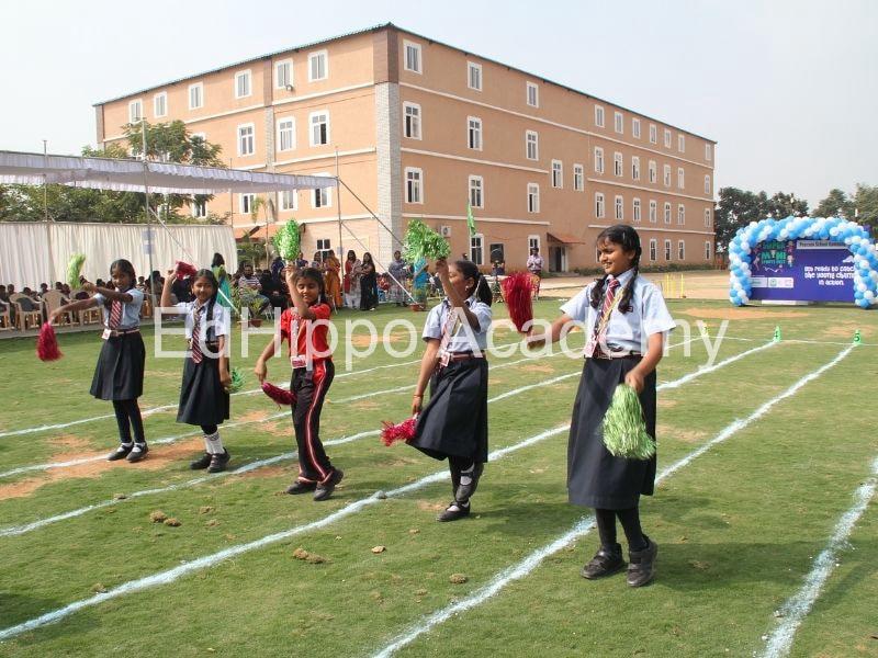 Pearson School - Image 4