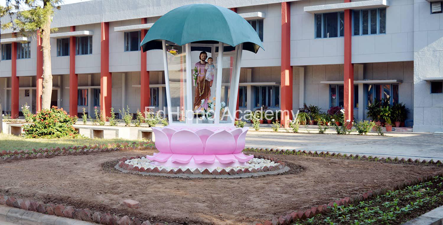 Sacred Heart Sr Sec School - Image 5