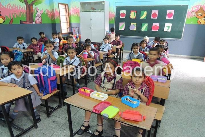 St Mary's School Chandigarh - Image 2