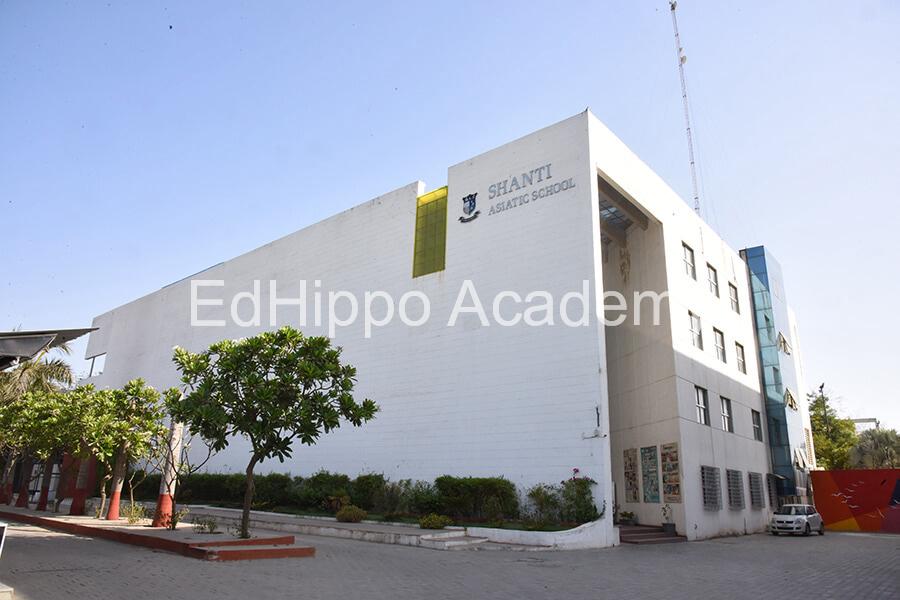 Shanti Asiatic School - Image 2
