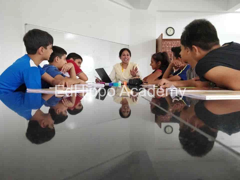 Oberai School of Integrated Studies - Image 4