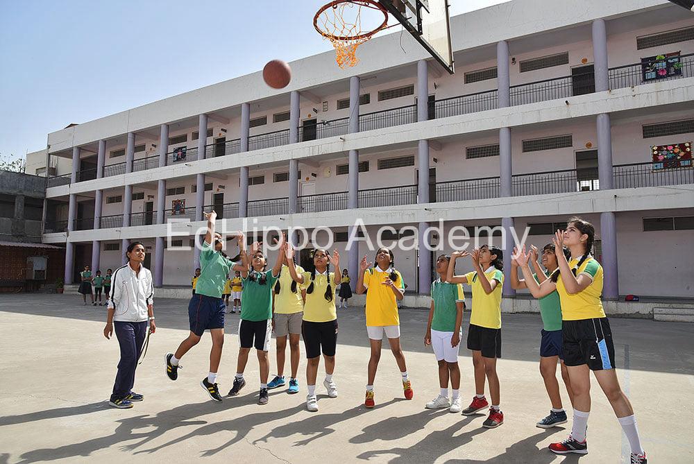 PRAGYA GIRLS SCHOOL school photo | EdHippo Academy