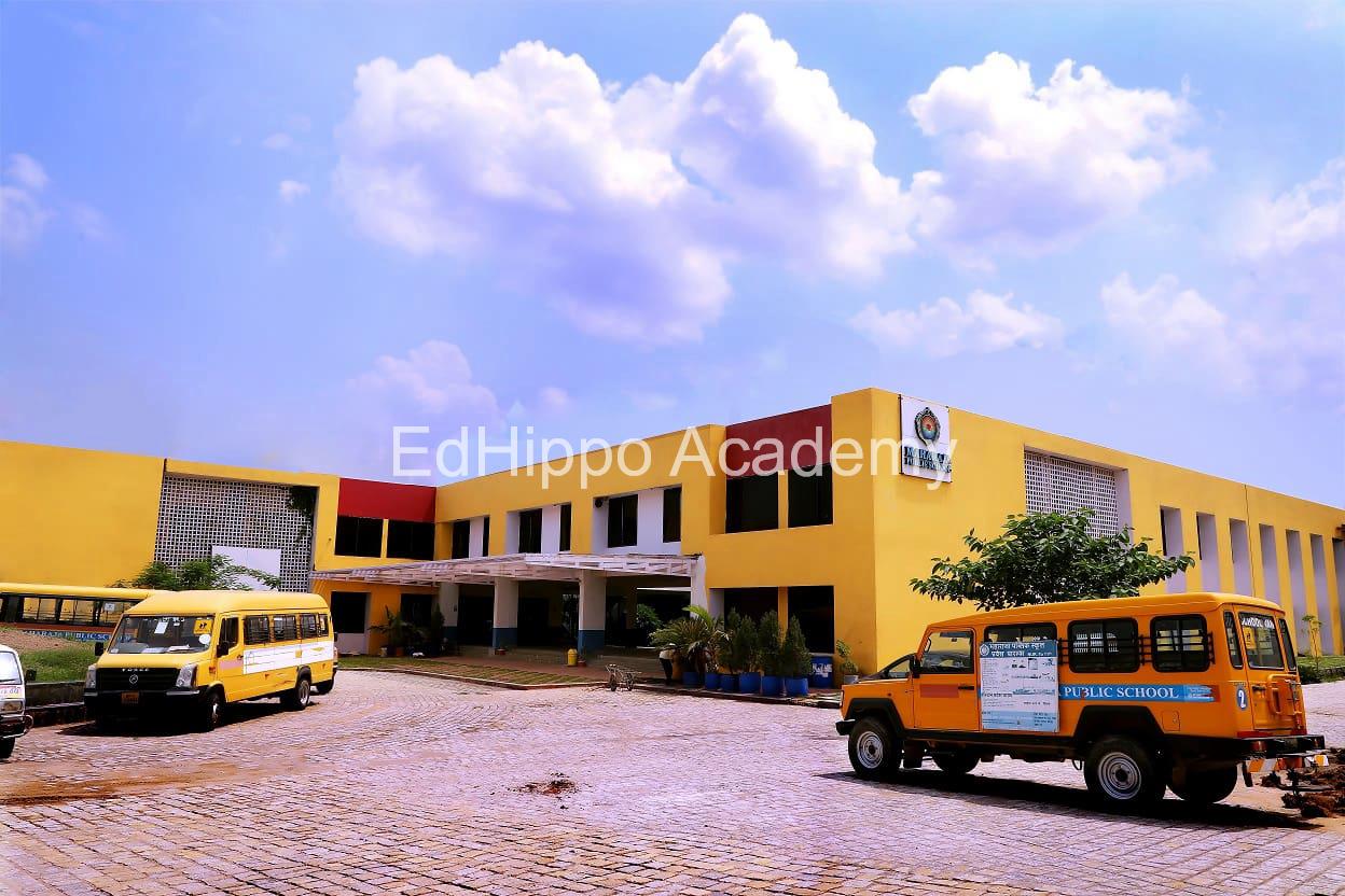 MAHARAJA PUBLIC SCHOOL  school photo | EdHippo Academy
