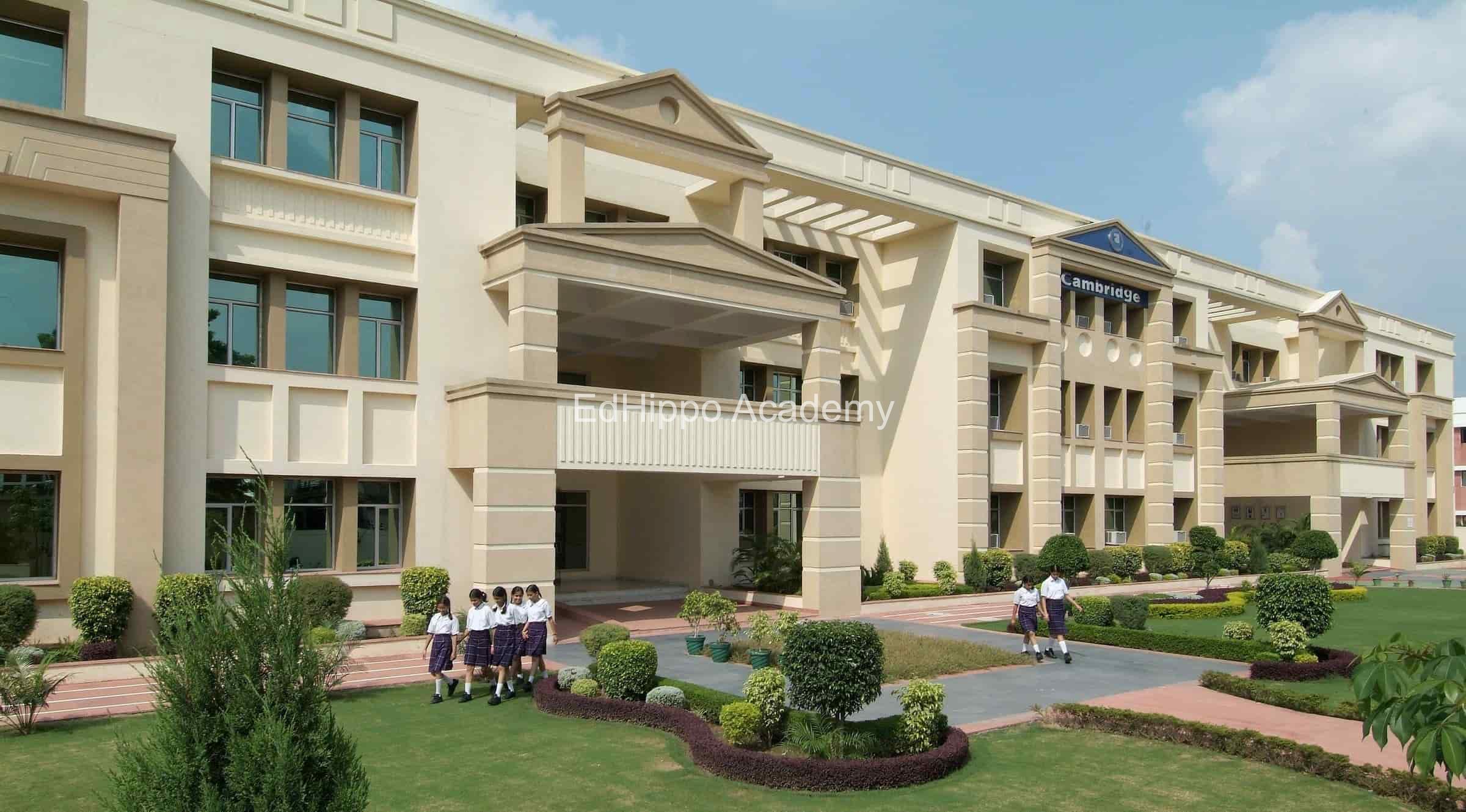 Cambridge Innovative School - Image 4