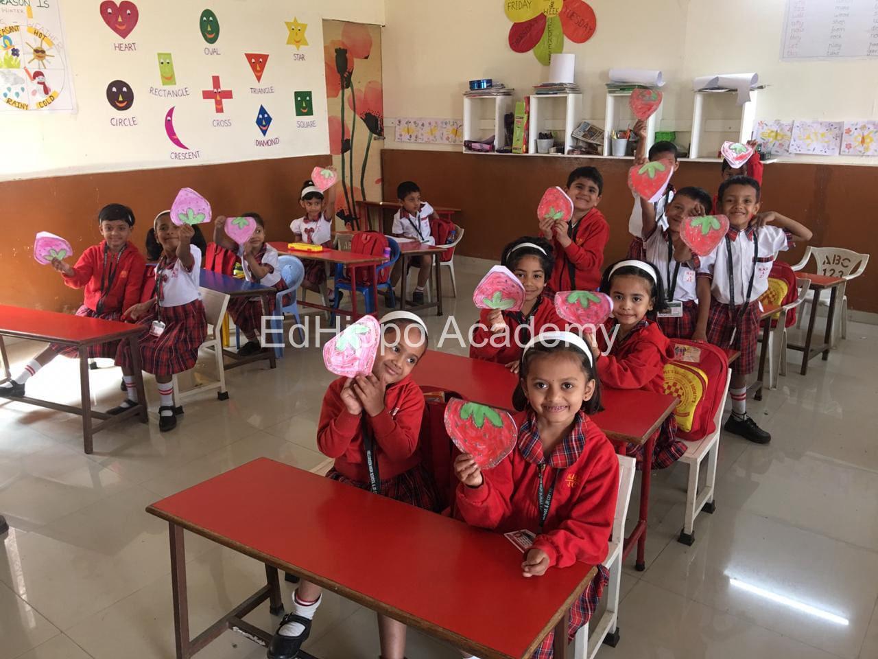 IMAGES[carouselImage].al