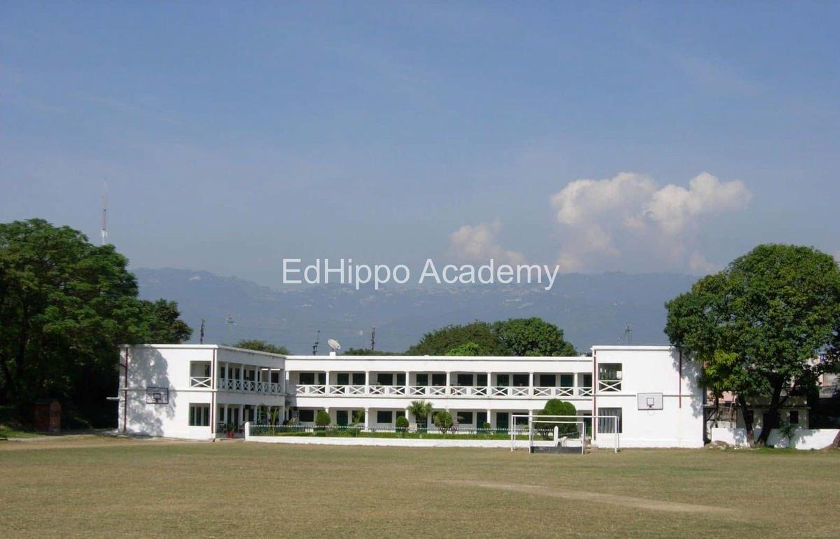 Col Brown Cambridge School | EdHippo Academy