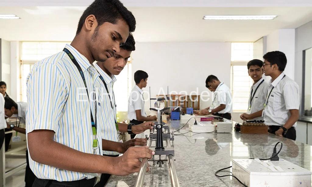 GR Pre University College - Image 4