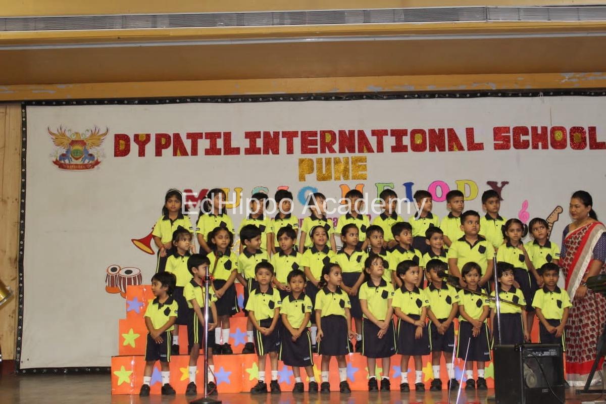 D Y Patil International School | EdHippo Academy