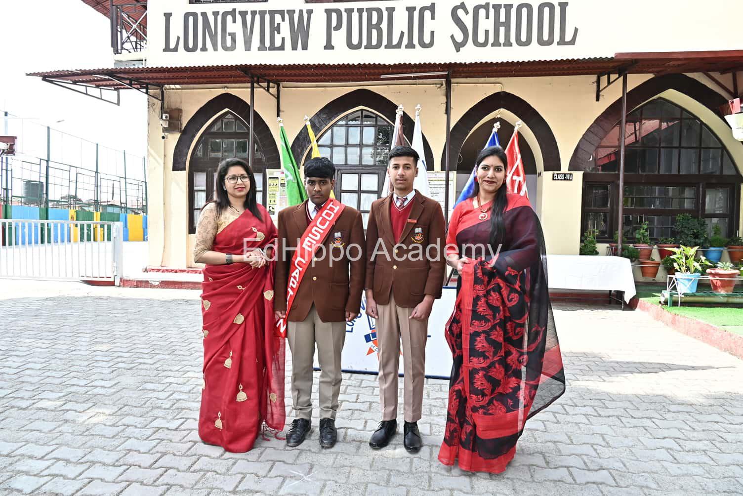 longview public school school photo | EdHippo Academy