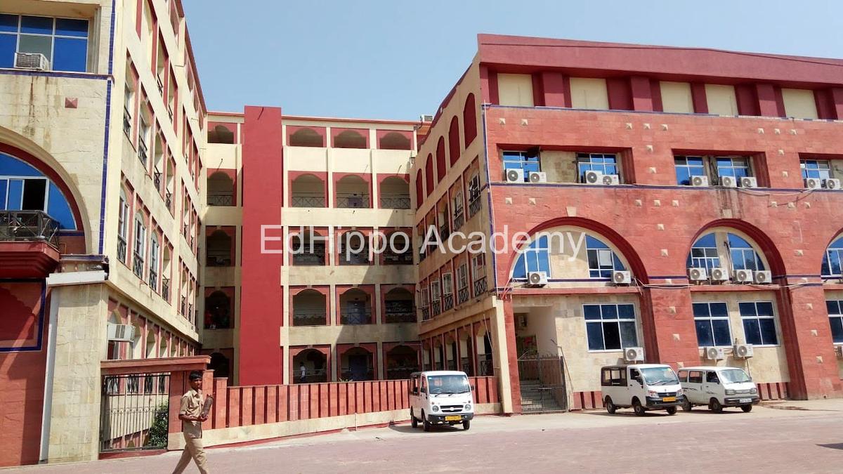 Jayshree Periwal High School | EdHippo Academy