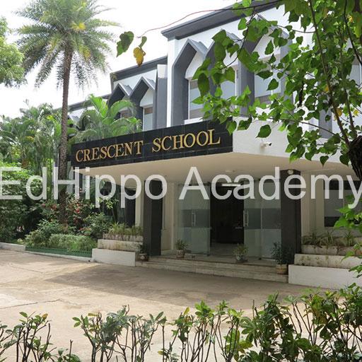 Crescent School school photo | EdHippo Academy