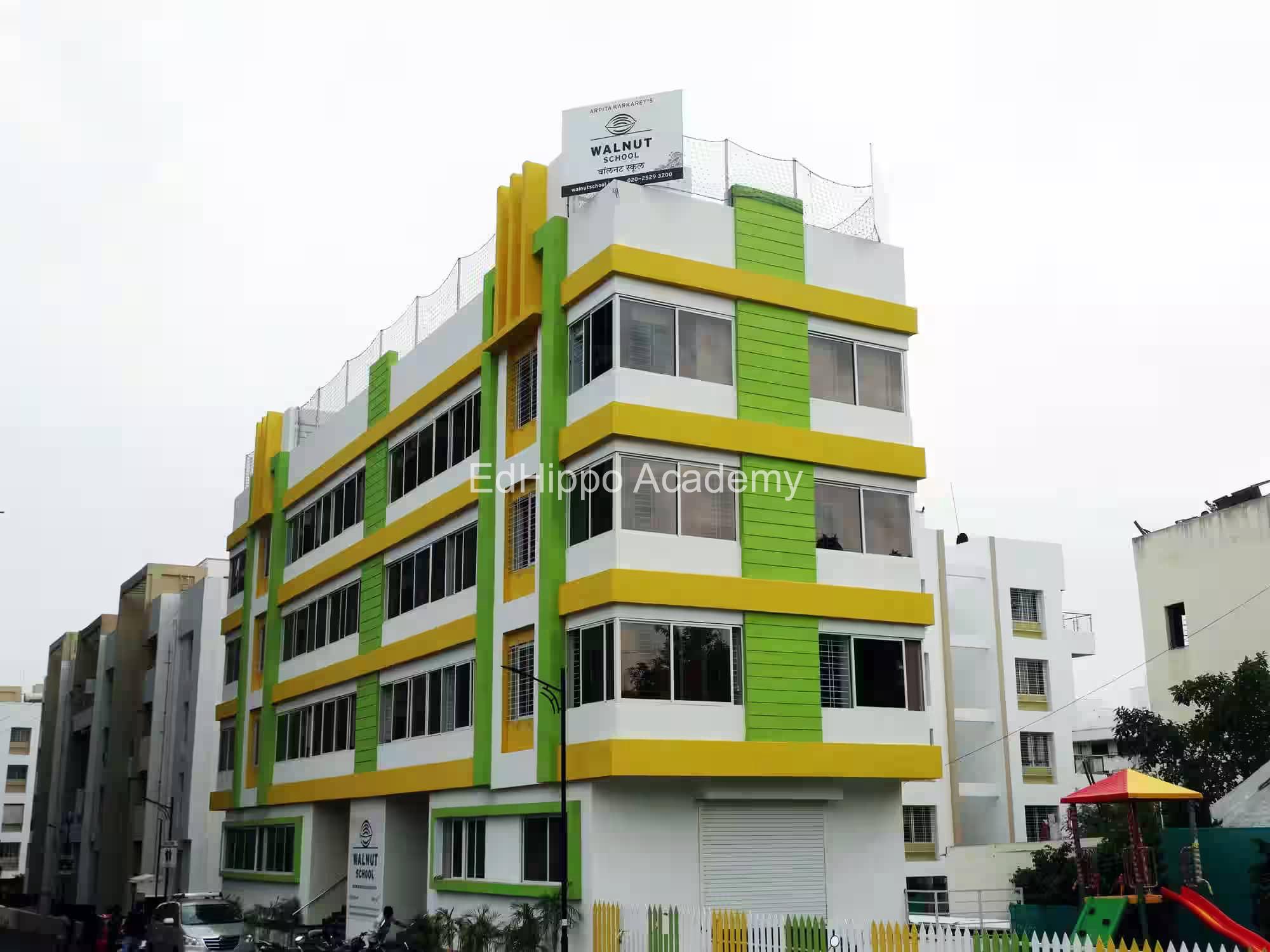 Walnut School school photo | EdHippo Academy